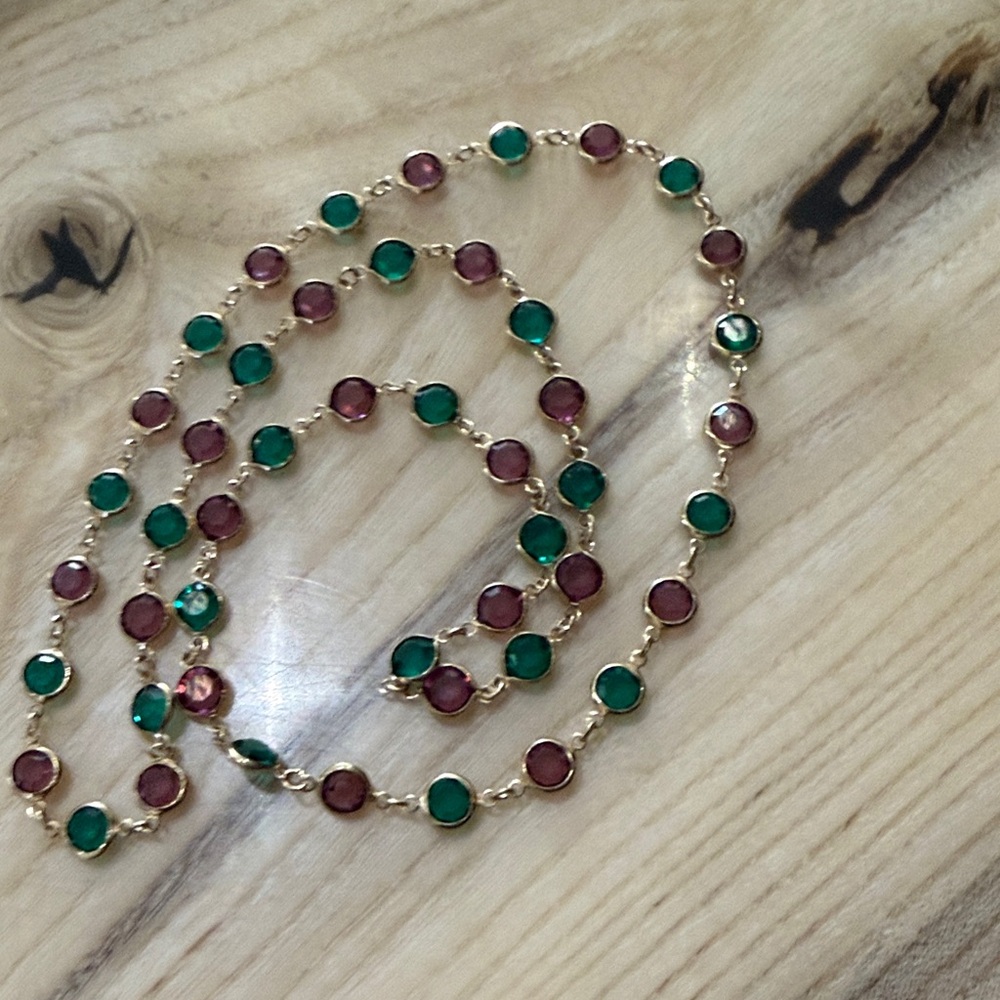 Elegant vintage Swarovski Green and purple Beaded Necklace